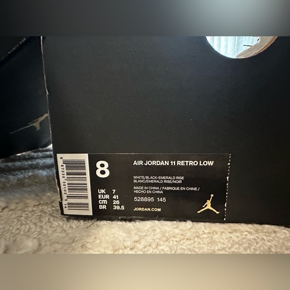 Jordan 11 Retro Low Emerald Rise vintage - Picture 4 of 4